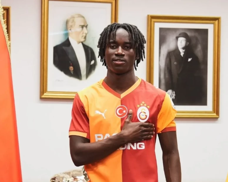 Aslan geleceğin kadrosunu kuruyor: İşte gelenler ve gidenler