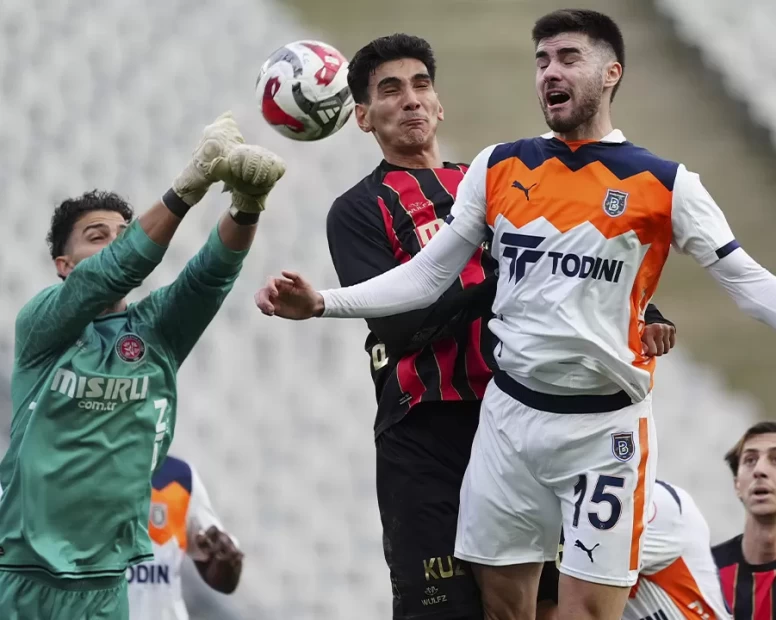 Başakşehir, Türkiye Kupası'nda farka koştu