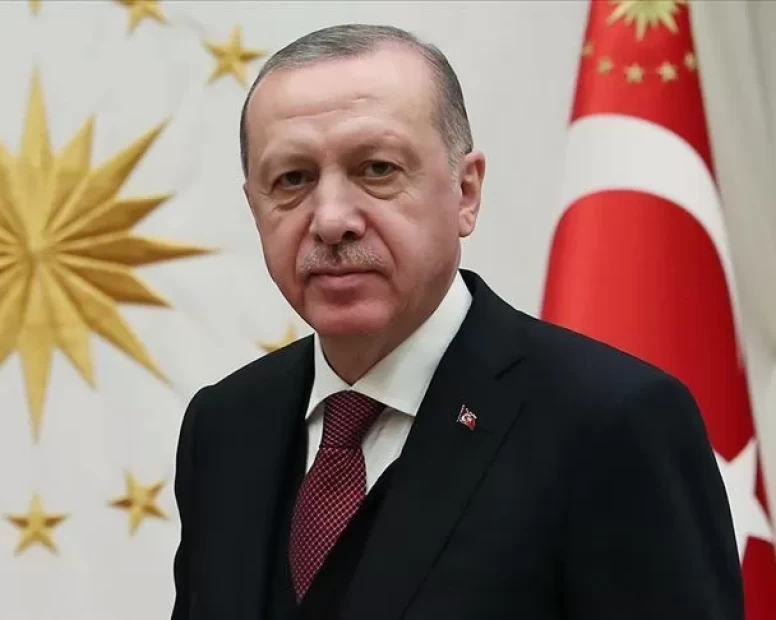 Cumhurbaşkanı Erdoğan, Buz Hokeyi Erkek A Milli Takımı'nı tebrik etti