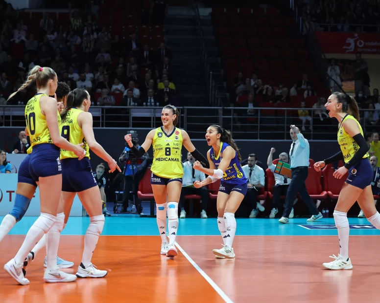 Fenerbahçe Kadın Voleybol Takımı, seride durumu 1-1'e getirdi