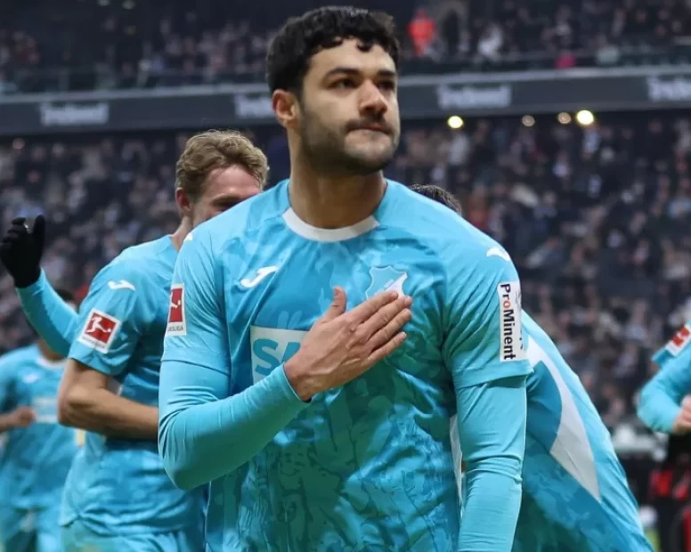 Milli futbolcu Ozan Kabak, Hoffenheim ile sözleşme yeniledi!