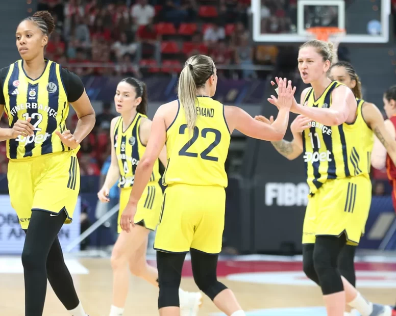 Fenerbahçe 3. kez Avrupa'nın zirvesinde!