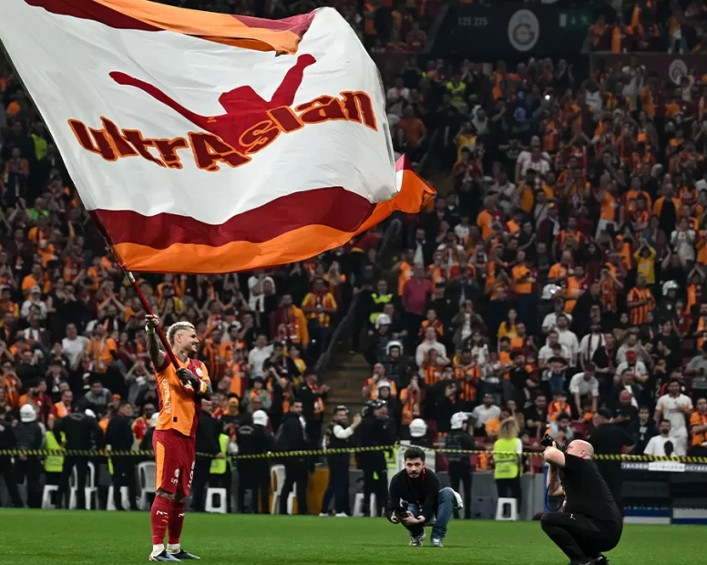 Galatasaray’dan tarihi şampiyonluk