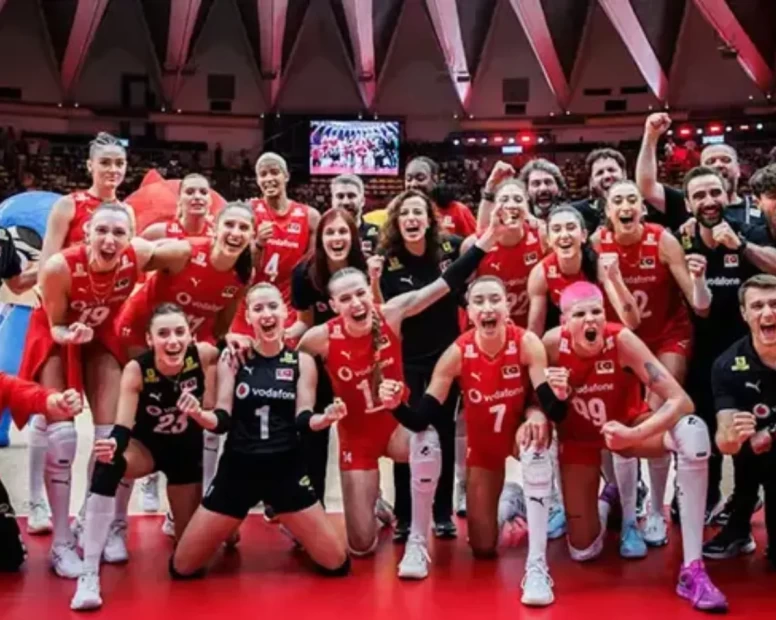 Dominik Cumhuriyeti - Türkiye voleybol maçı hangi kanalda, saat kaçta? Filenin Sultanları maçı canlı izle linki