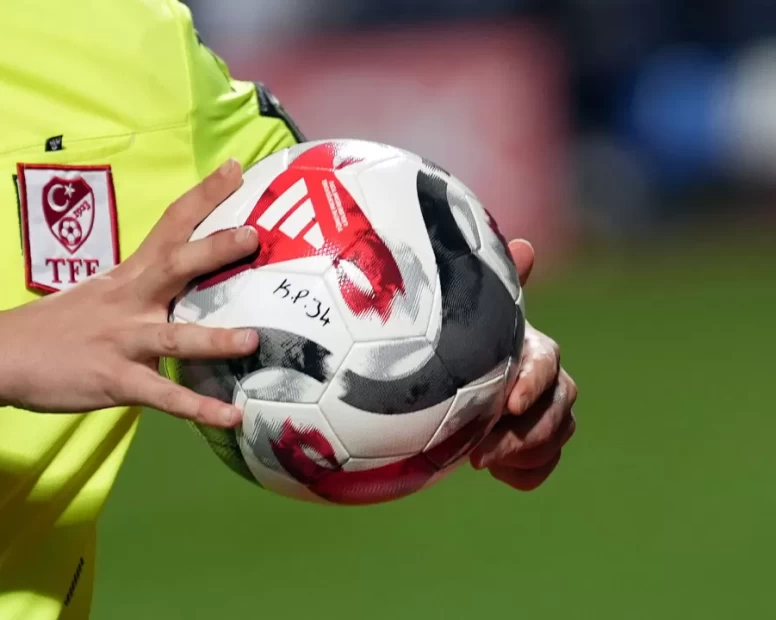 Süper Lig'de düdük çalacak hakemler belli oldu