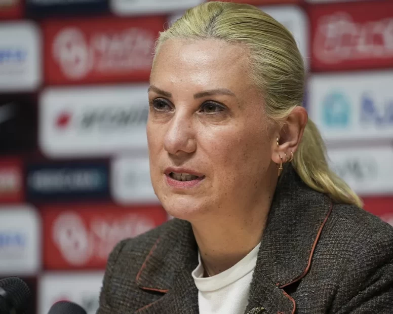 Necla Güngör Kıragası: "Bu ekip çok inanıyor!"