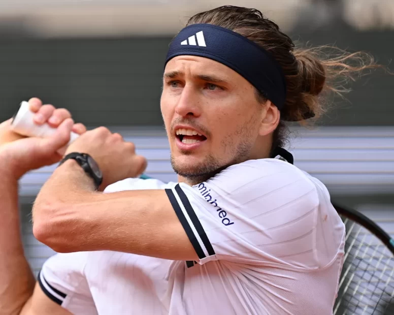 Alexander Zverev, Jesper de Jong'u set vermeden devirdi