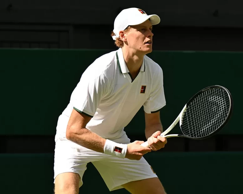 Jannik Sinner Wimbledon'da çeyrek finale yükseldi!