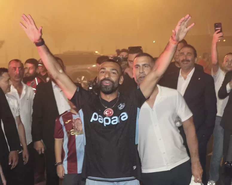 Salah'dan Trabzonspor taraftarına ilk mesaj