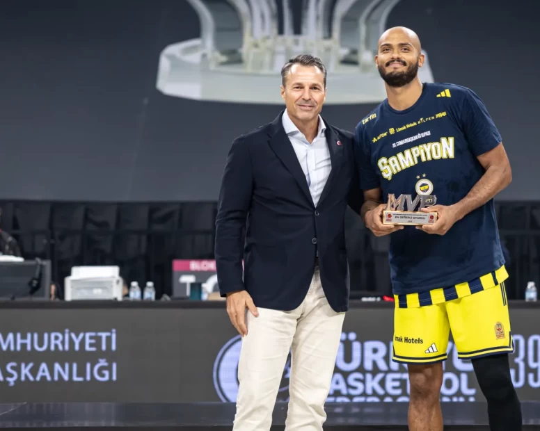 Fenerbahçe’de Shavon Shields’a MVP gururu