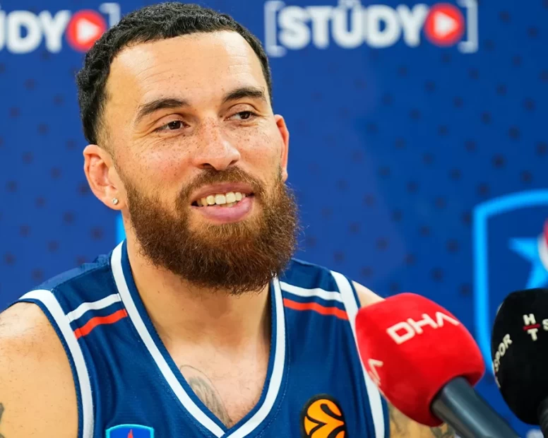 Mike James: "Anadolu Efes'te olmaktan heyecanlıyım"