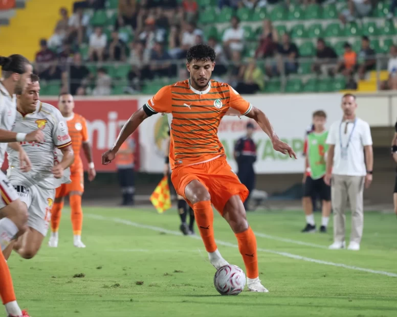 Alanyaspor-Göztepe maçında 4 gol!