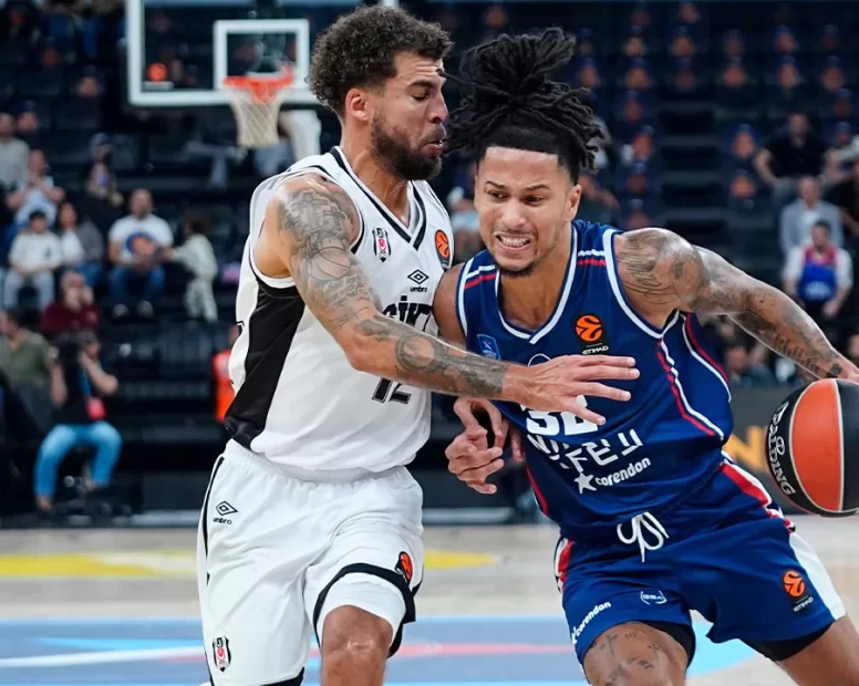 EuroLeague'de Türk derbisi Anadolu Efes'in