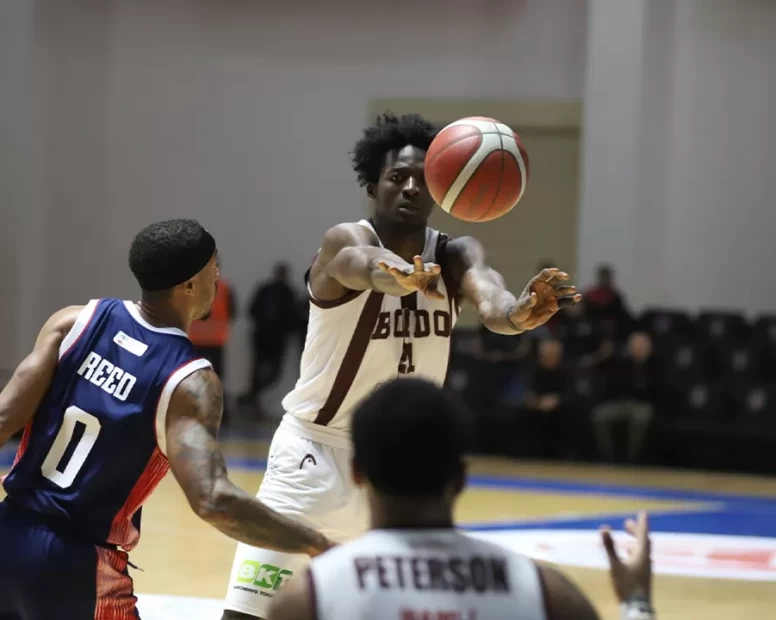 Bordo Basketbol'dan lidere 15 sayılık fark!