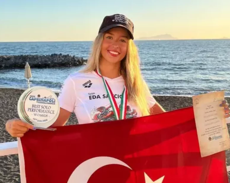 Eda Savcıgil Catalina Kanalı'nı çifte rekorla geçti
