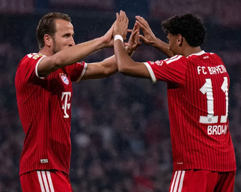 Bayern Münih, Leipzig'e gol yağdırdı