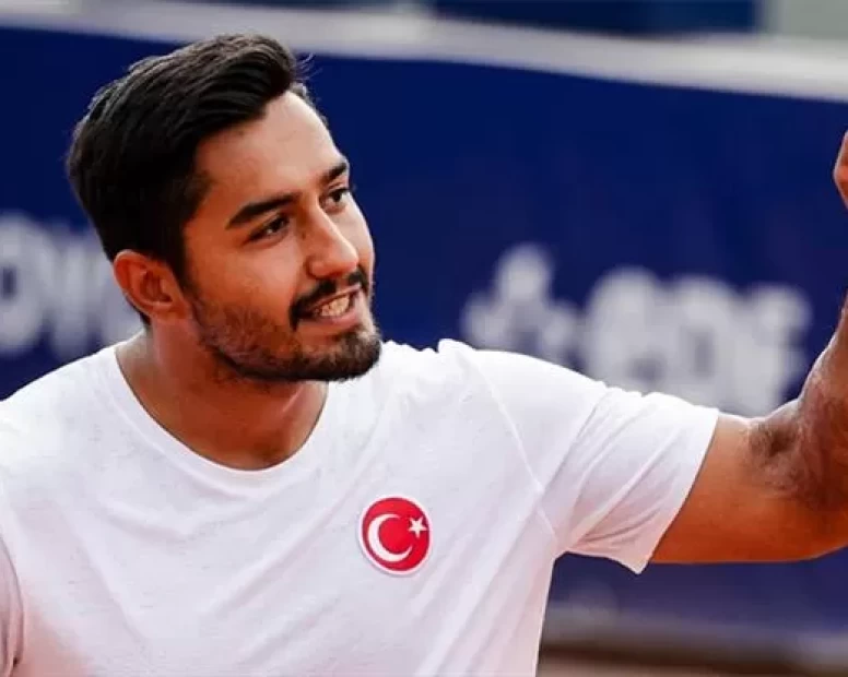 Ahmet Kaplan'dan Fransa'da büyük başarı