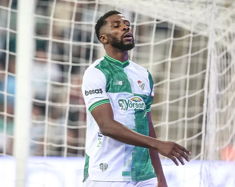 Bursaspor'a evinde soğuk duş!