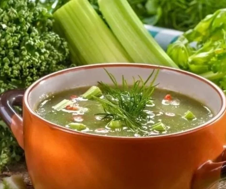 Kereviz sapı çorbasına bayılacaksınız