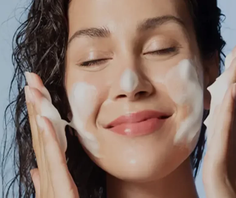 Bu doğal temizleyiciler cildi ışıl ışıl yapıyor