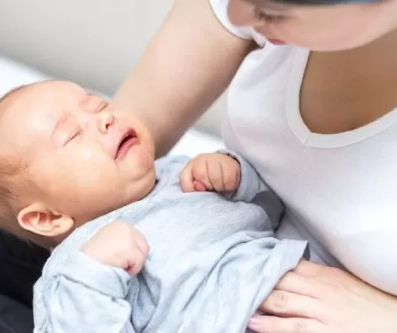 Bebeklerde Kolik Neden Olur, Nasıl Geçer?