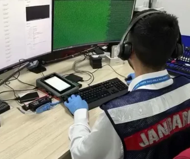 MİT'ten siber casusluk operasyonu