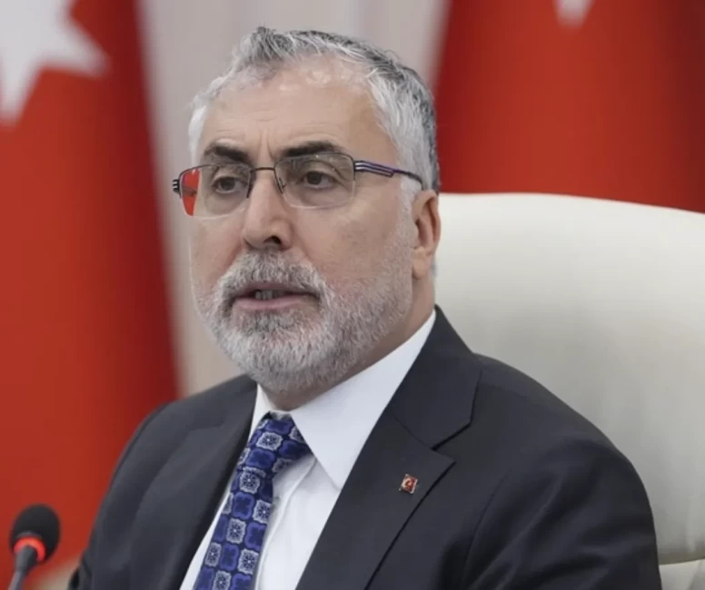Bakan Işıkhan: 'İŞKUR aracılığıyla 1.3 milyon kişiyi işe yerleştirmeye aracılık ettik'