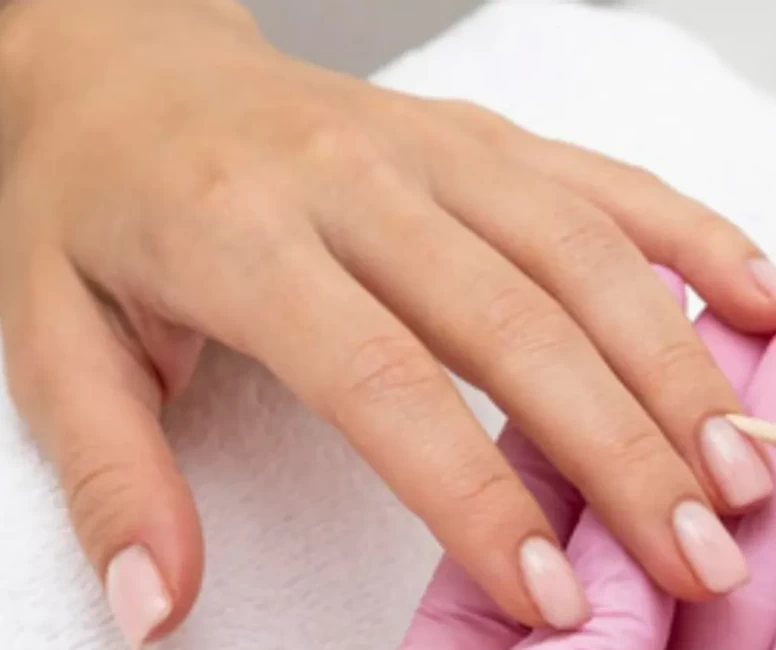 Jel tırnağın kalıcılığını artırmanın pratik yolları