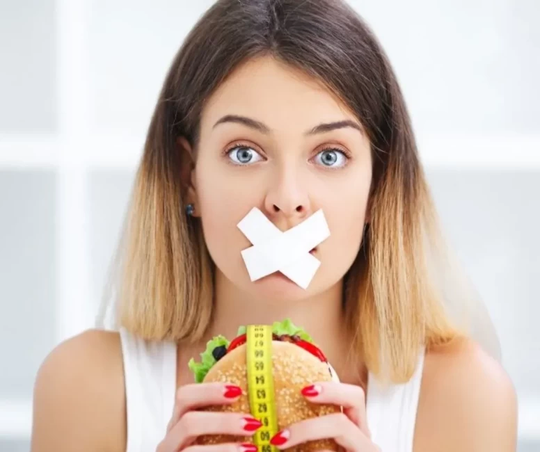 Karbonhidrat hariç her şey serbest diyeti gündemi salladı