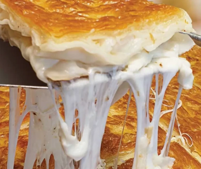 Hazır yufkayla 15 dakikada su böreği