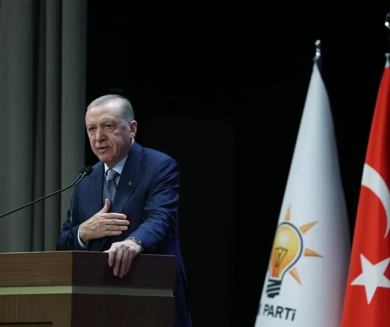 Ak Parti’de kritik toplantı! Yılın son MYK’sında asgari ücret gündemde