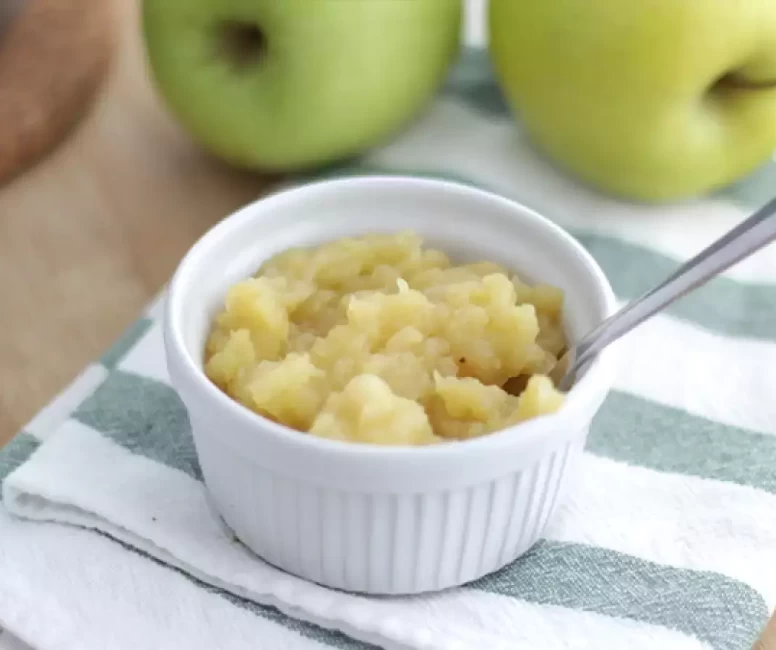 Bebekler için elma püresi tarifi
