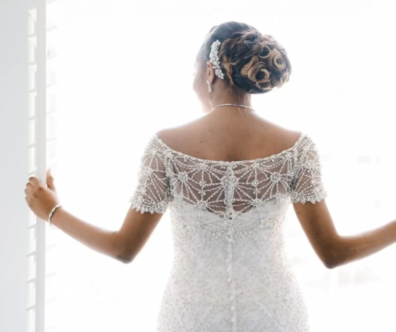 Saç aksesuarlarıyla düğün günü ışıltınızı taçlandırın!