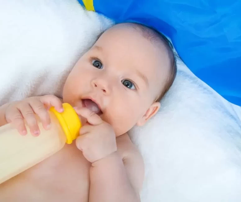 Anne sütü alan bebeklerde görülen yaygın sorunlar ve çözüm yolları