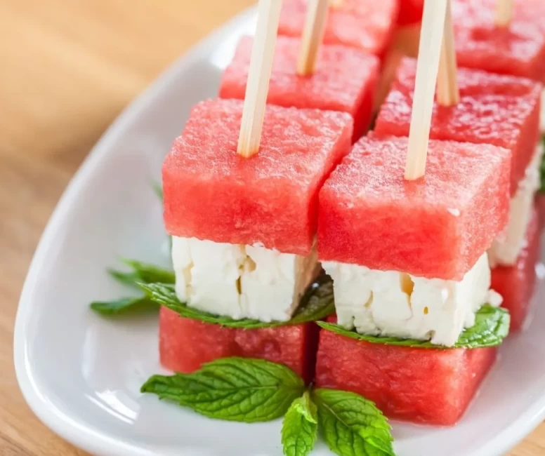 Karpuz ve peyniri birlikte yemenin vücudunuza 4 muazzam etkisi!