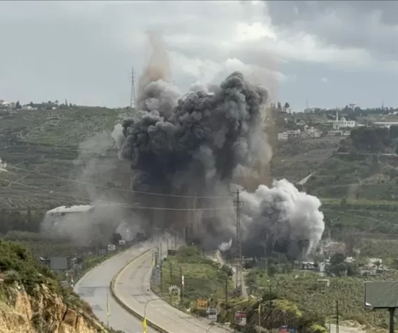 İsrail, Lübnan'da yine köprüleri hedef aldı