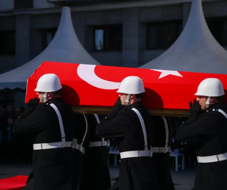 Trafik kazasında ağır yaralanan polisimiz Seçkin Yalçın şehit oldu
