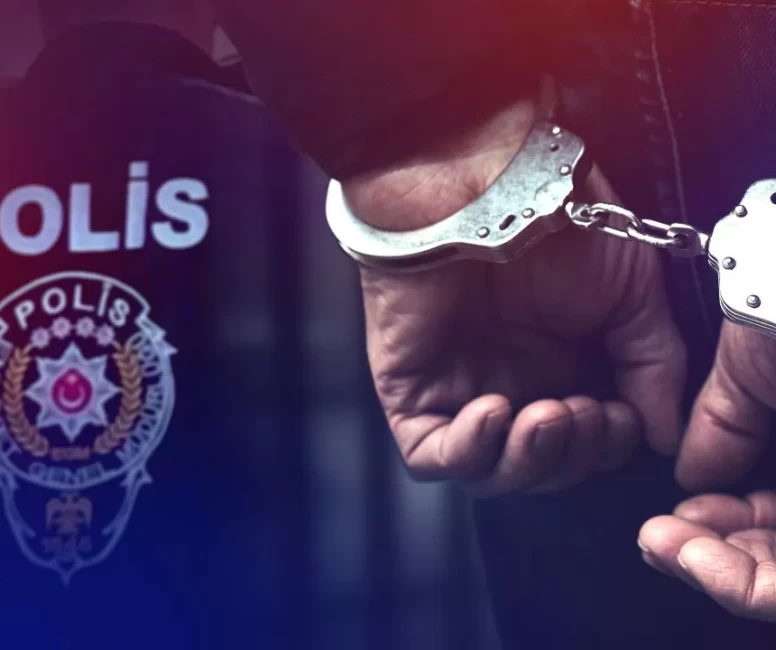 FETÖ'ye 26 ilde operasyon