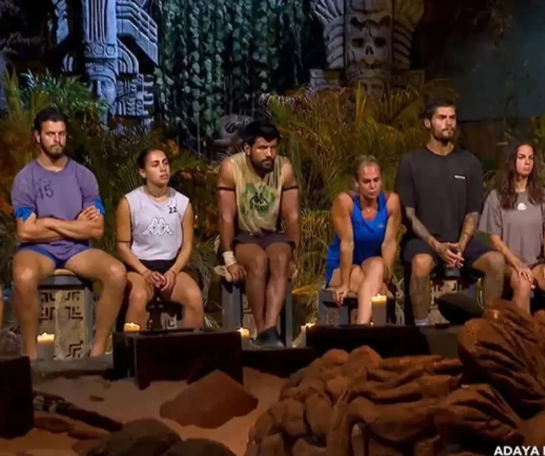Survivor'da gözyaşları sel oldu! 12 Nisan Pazar eleme konseyinde kim elendi?