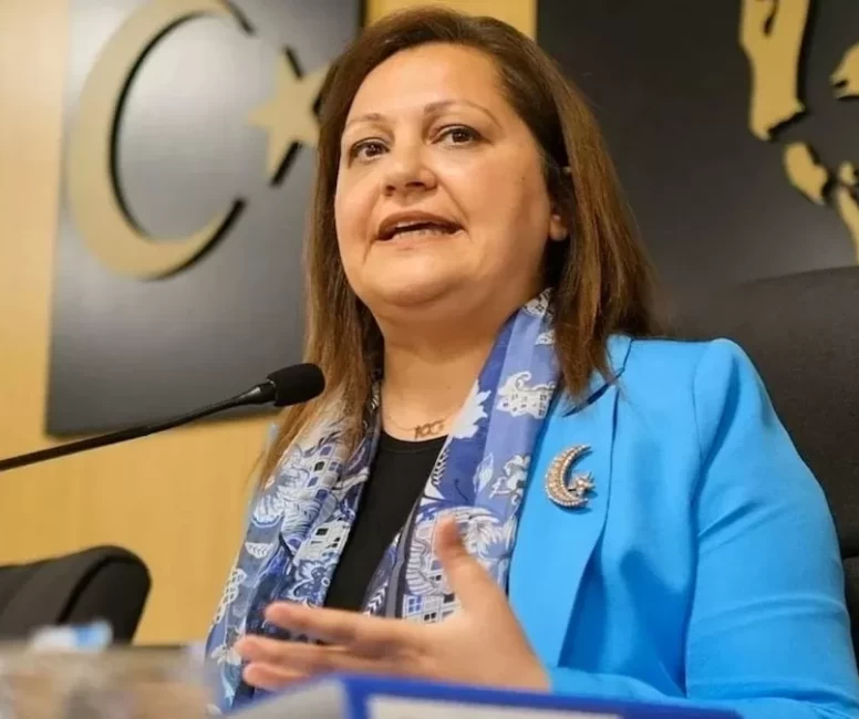 CHP'den Burcu Köksal kararı