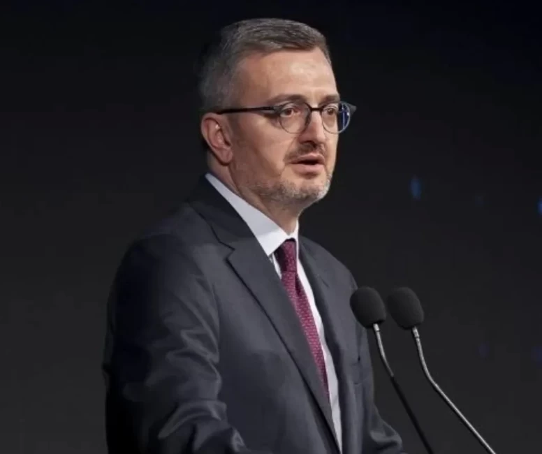 Burhanettin Duran paylaştı: Dijital çağda hakikat temelli iletişim ekosistemi önceliğimizdir