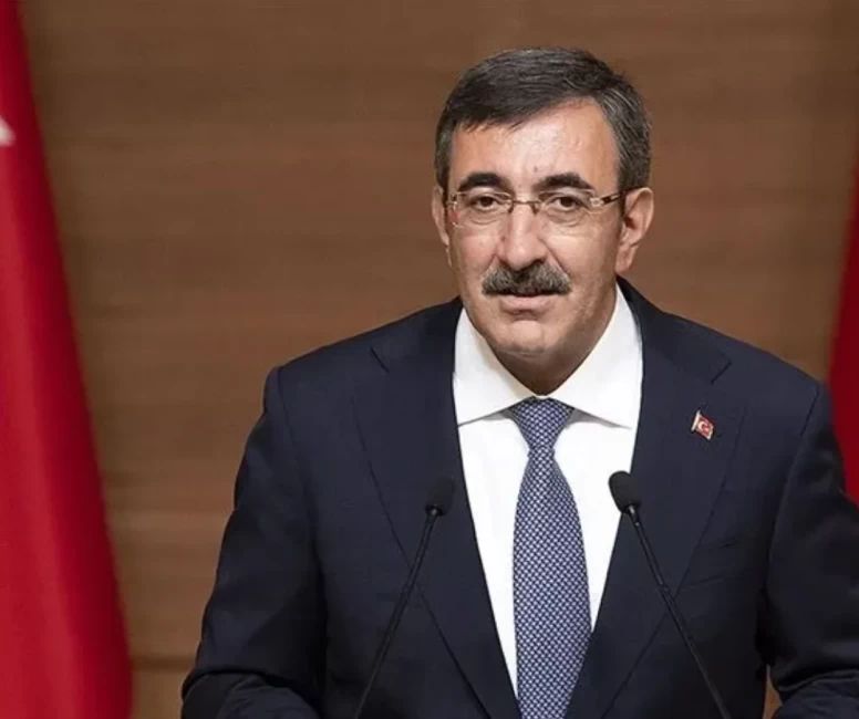 Cumhurbaşkanı Yardımcısı Yılmaz'dan 15 Temmuz mesajı: İhanetin karanlığını milletimizin şanlı direnişi aydınlattı