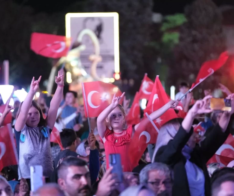 MHP'nin Erzincan kongresi sonrası büyük coşku!