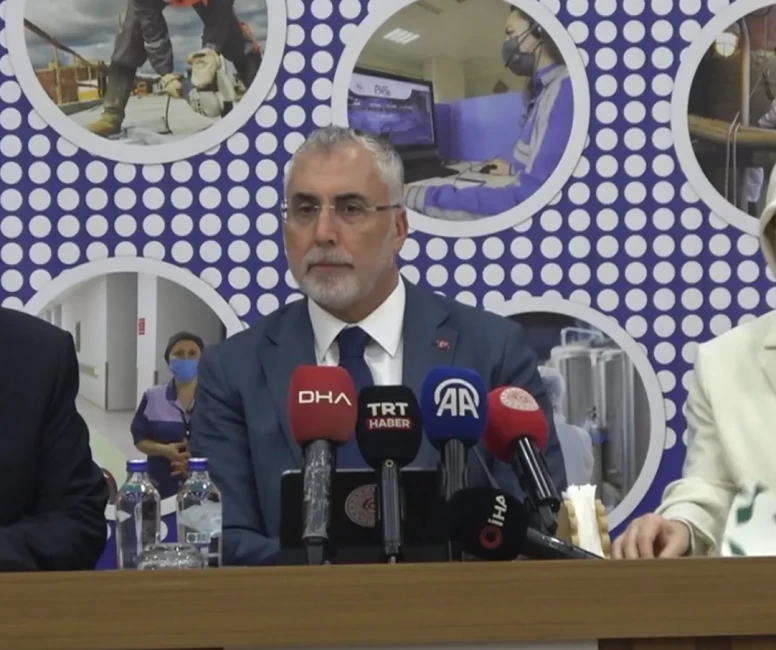 Bakan Işıkhan, Yalova'da iş dünyasıyla buluştu: Terörsüz Türkiye ile kalkınma hamlesine yeni ivme kazandıracağız
