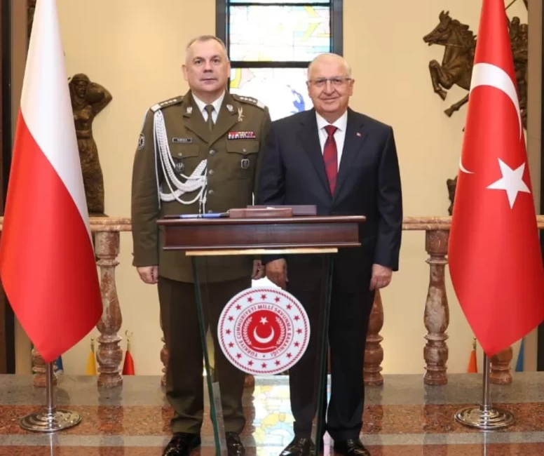 Bakan Güler, Polonya Genelkurmay Başkanı Kukula’yı kabul etti