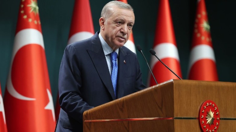 Cumhurbaşkanı Erdoğan 2. Elizabeth'in cenazesine katılacak mı? Cuma namazı sonrasında yanıtladı!