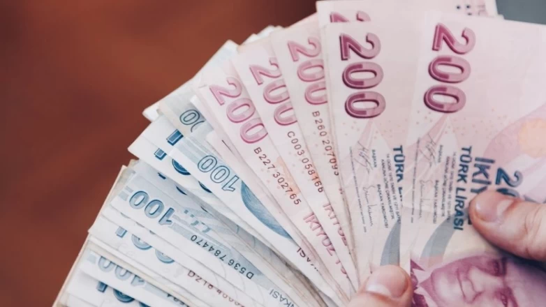 Emeklilere müjde! Maaş promosyonları güncellendi: Banka banka emekli promosyonları...