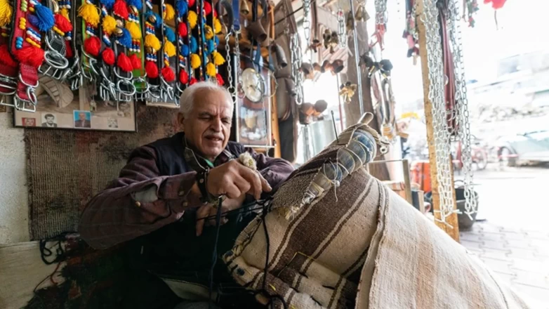 50 yıldır dede yadigarını ayakta tutuyor!