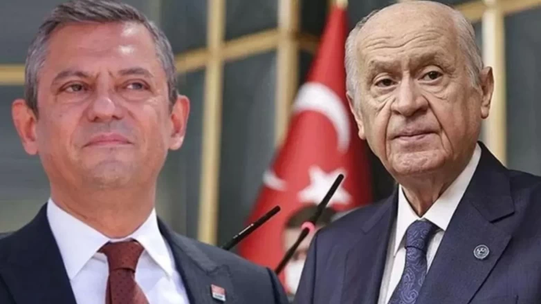 MHP Lideri Devlet Bahçeli ve Özgür Özel törende sohbet etti