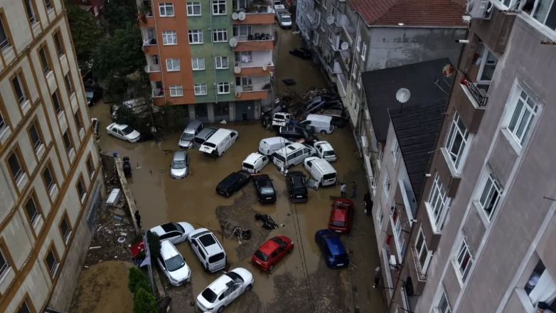 Sel felaketinin ağır bilançosu fotoğraflarda!